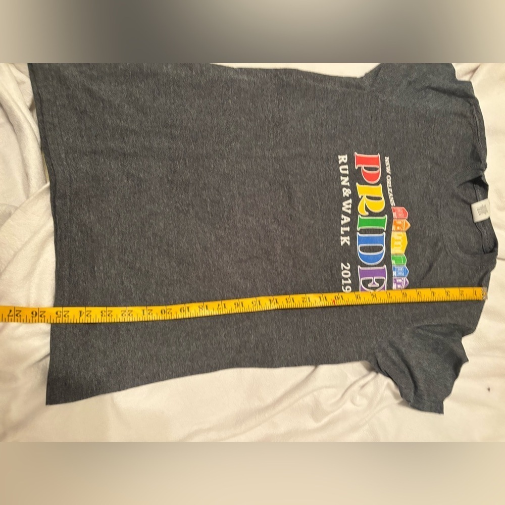 2 pride Tshirts S - Picture 6 of 7